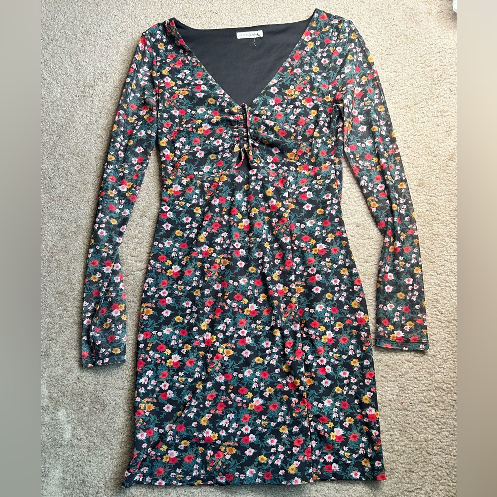 Live to be Spoiled Floral Long Dress Mini Medium